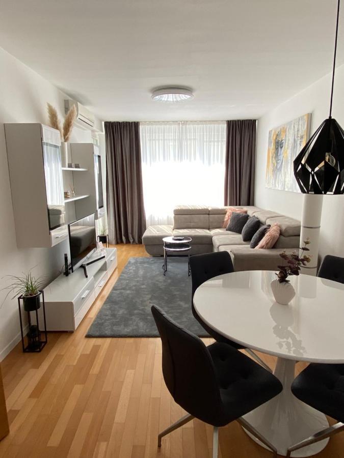 Daire Queen Zagreb
